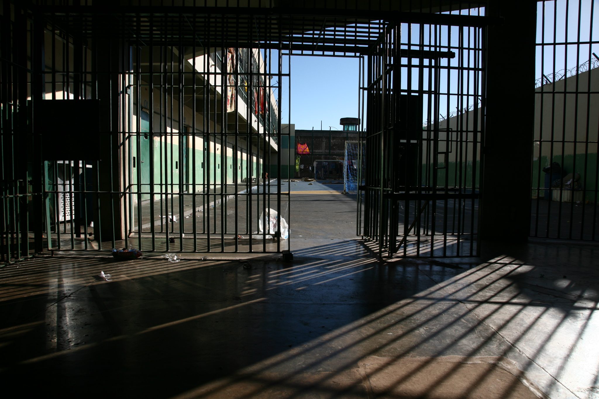 Foto colorida mostra as instalações de uma penitenciária para fazer alusão a mutirão do Plano Pena Justa promovido pelo CNJ em parceria com os tribunais.