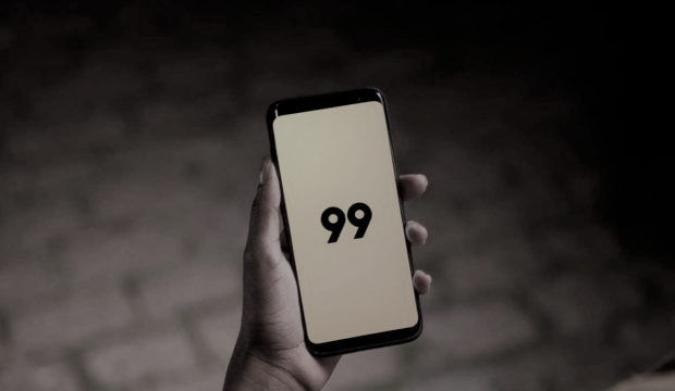 imagem da tela de um celular, na qual aparece o numero 99