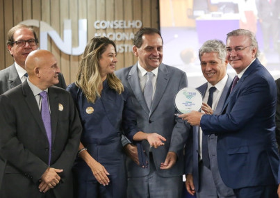 Corregedor Froz Sobrinho recebe premiação do CNJ, em reconhecimento ao projeto Registro Para Todos