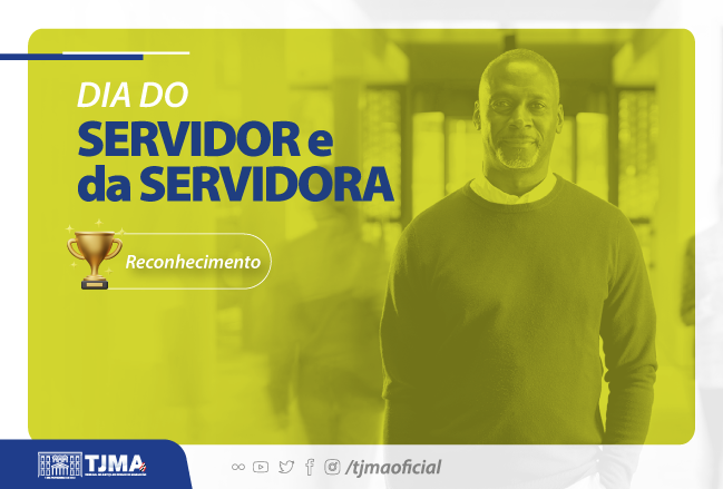 Homem negro idoso vestindo camisa branca e suéter escuro está sorrindo de frente para a foto.
