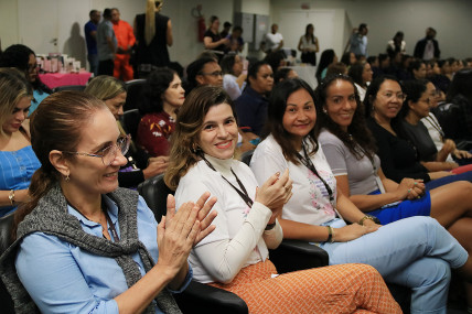 Servidoras na celebração do Dia Internacional da Mulher