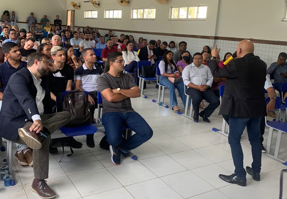CURSO DE REGULARIZAÇÃO FUNDIÁRIA - VIANA