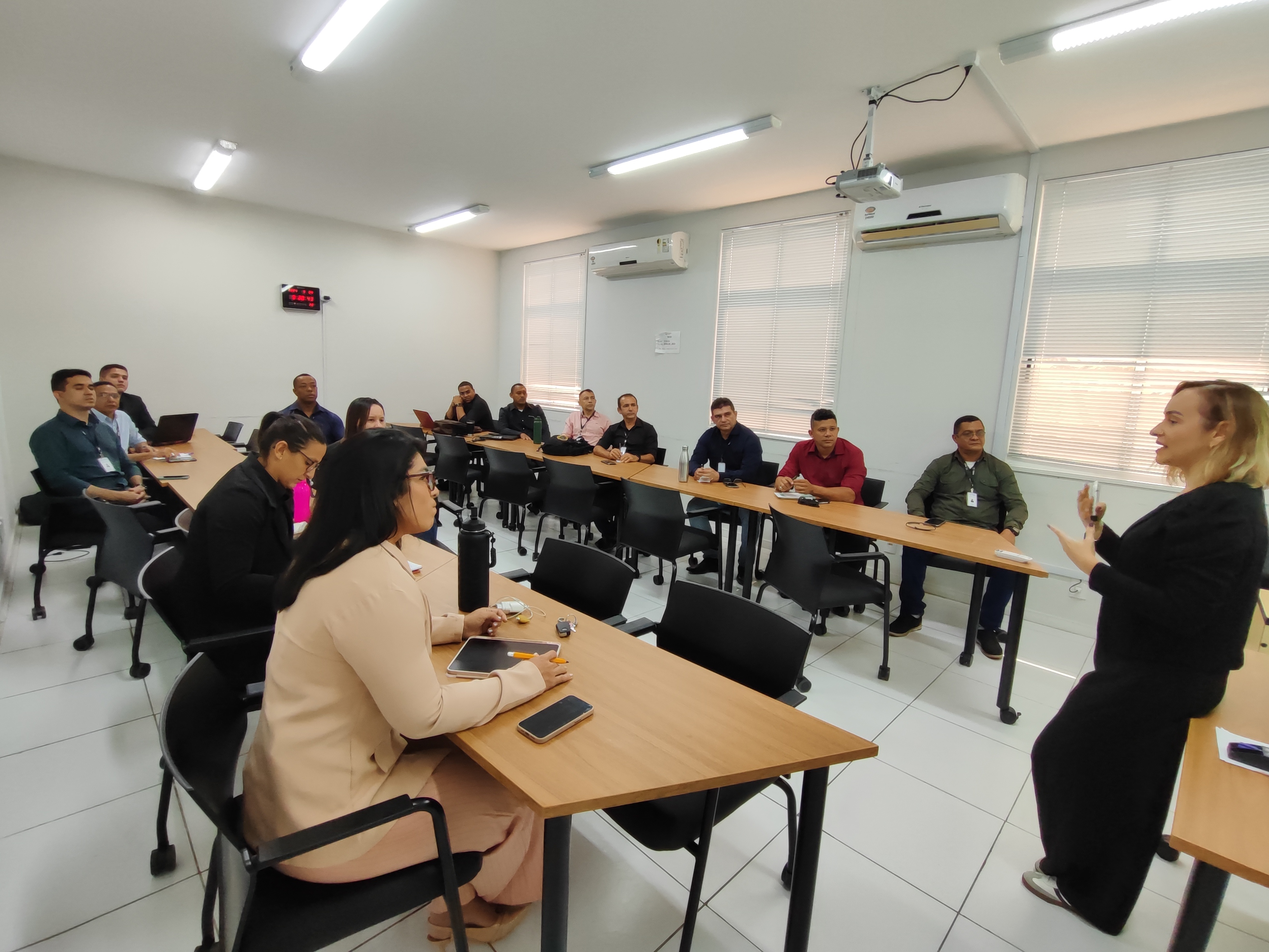 CURSO COMBATE Á VIOLÊNCIA DOMÉSTICA