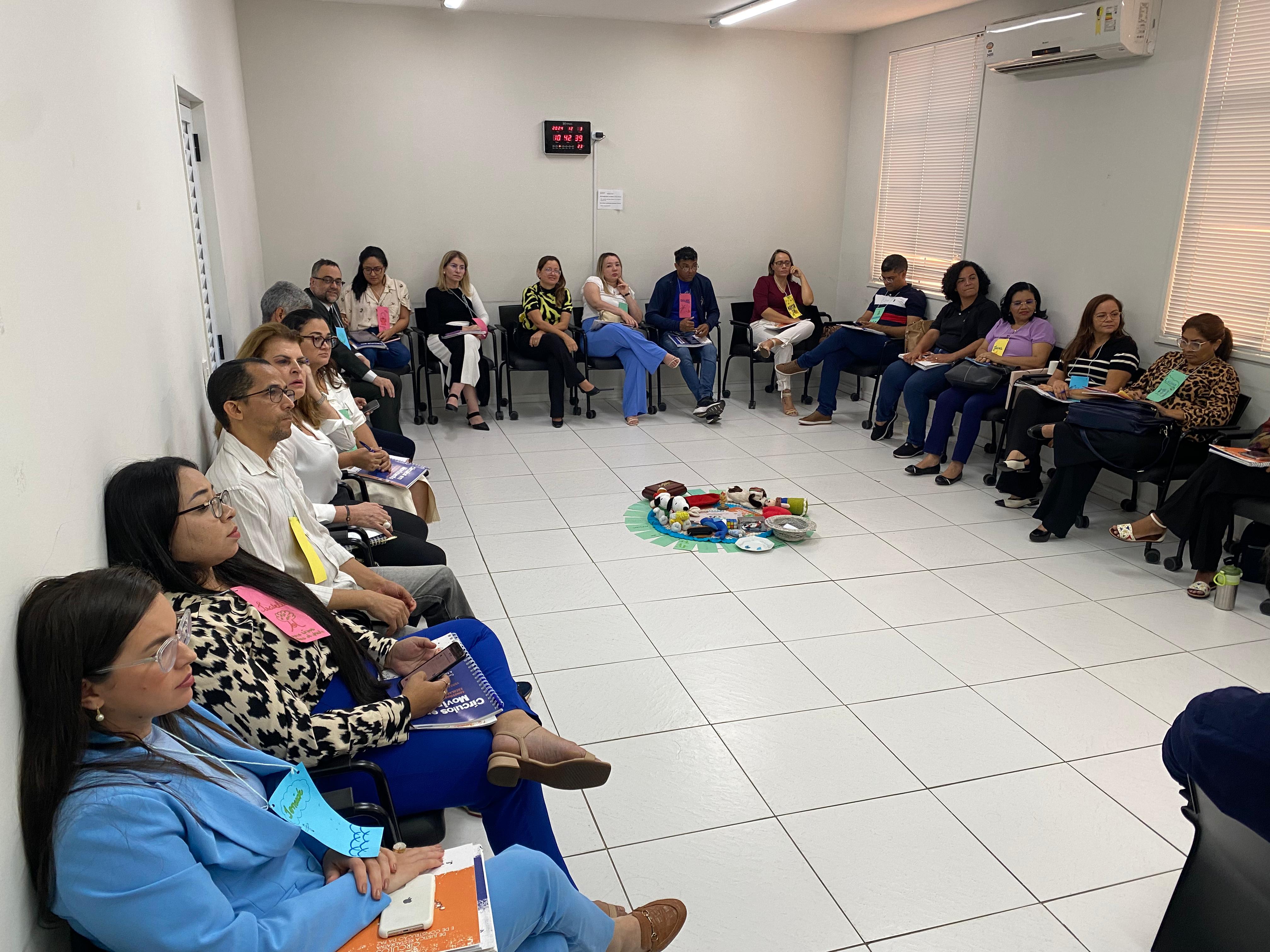 JUSTIÇA RESTAURATIVA - CÍRCULOS