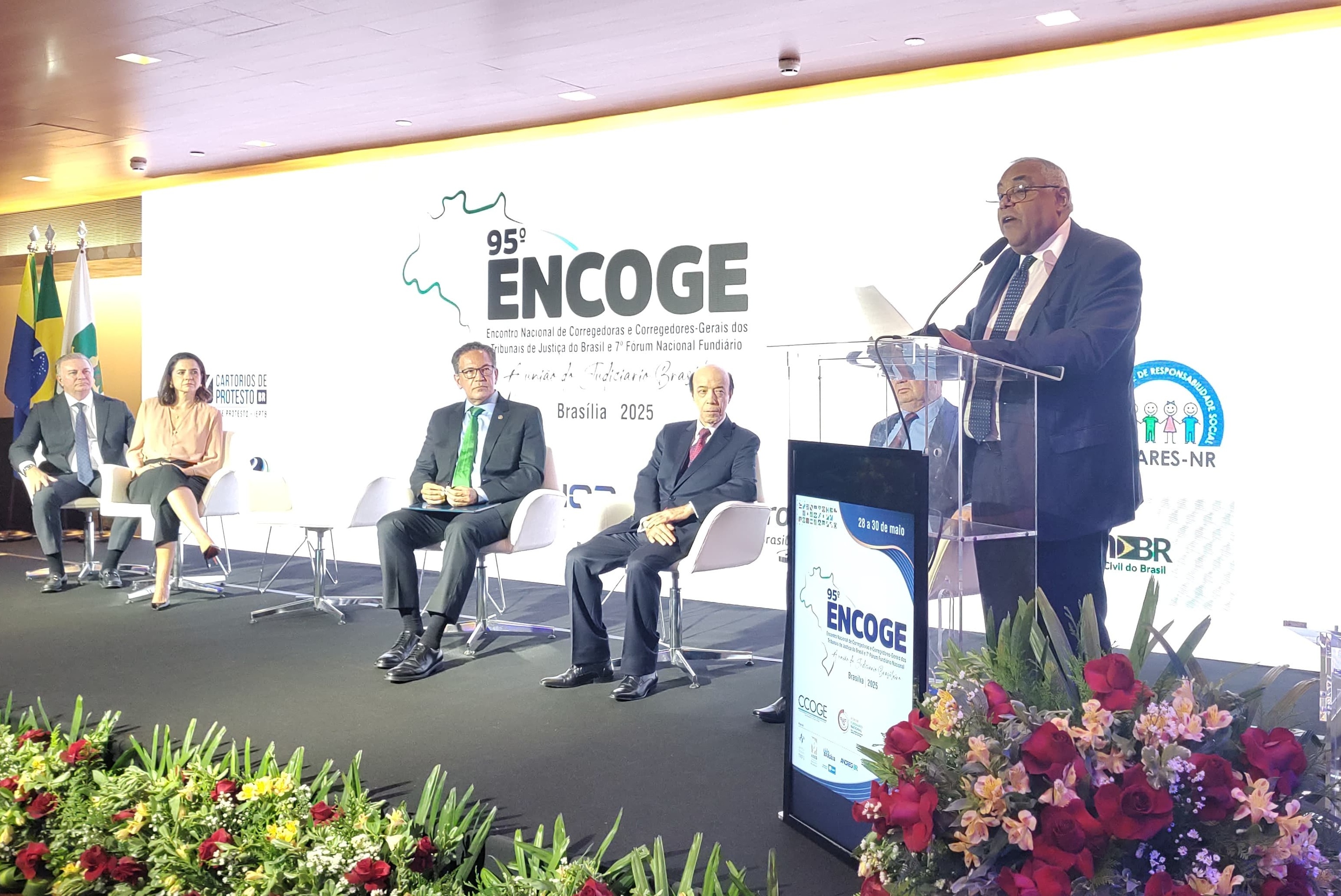 Abertura 95 Encoge