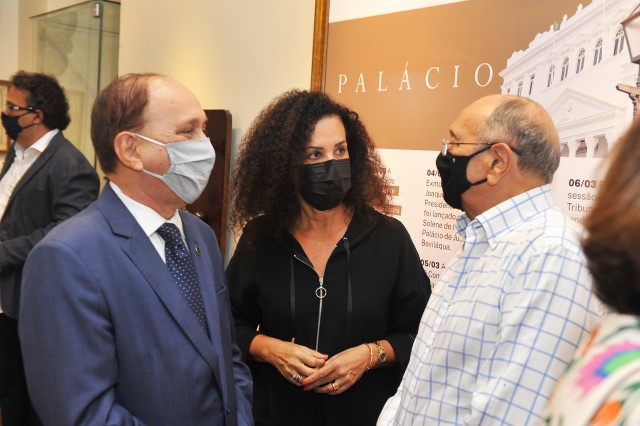 Inauguração do Museu do TJMA - presidente com Katia Bogéa