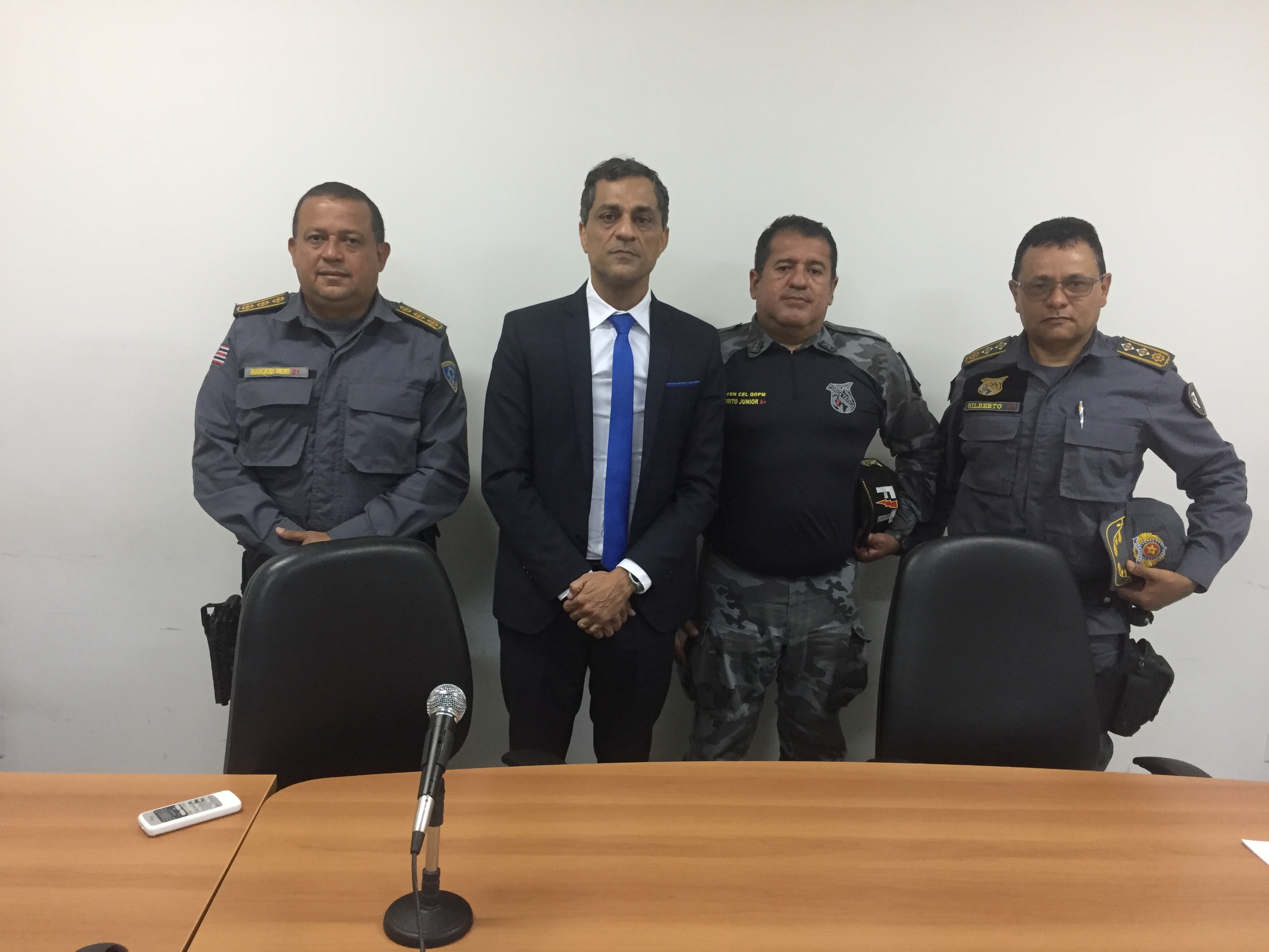 COOPERAÇÃO | Oficiais da Polícia Militar fazem visita institucional à 4ª Vara de Balsas